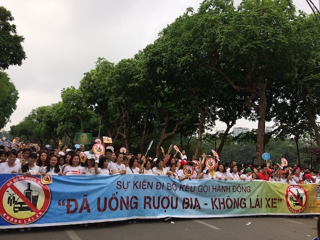 NÊU GƯƠNG ĐI KÈM QUY TRÁCH NHIỆM